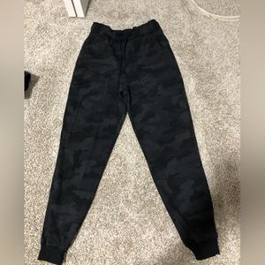 Lululemon ultra high rise joggers